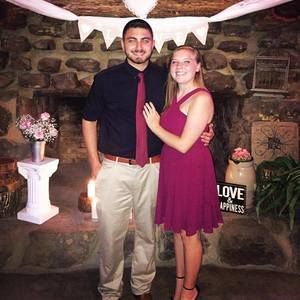 Meet your Posher, Dominique